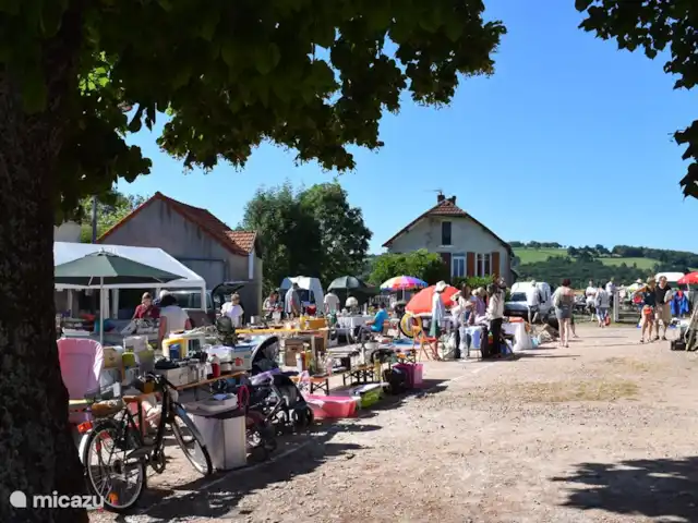Maison QQ | France, Puy-de-Dôme, Gouttières - maison de vacances Brocante