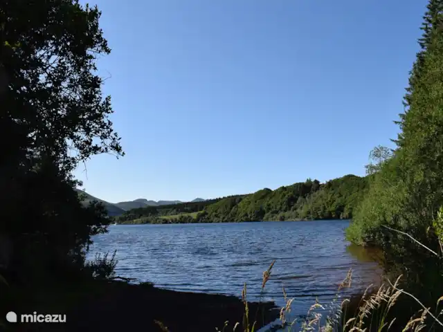 Maison QQ | France, Puy-de-Dôme, Gouttières - maison de vacances Lacs de montagne