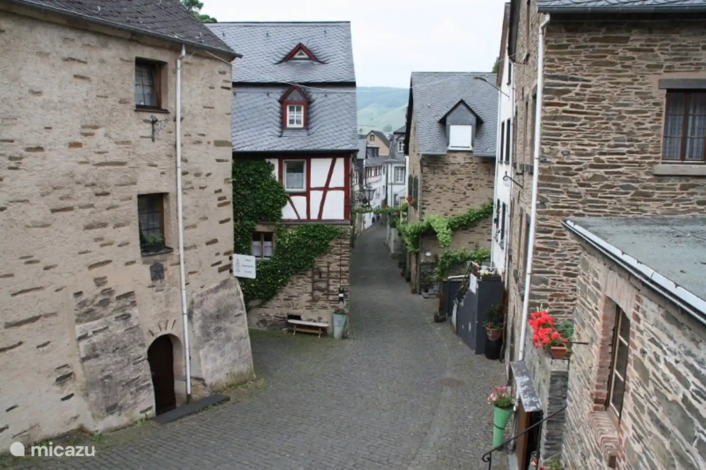 Beilstein medieval en el Mosela a 8 km