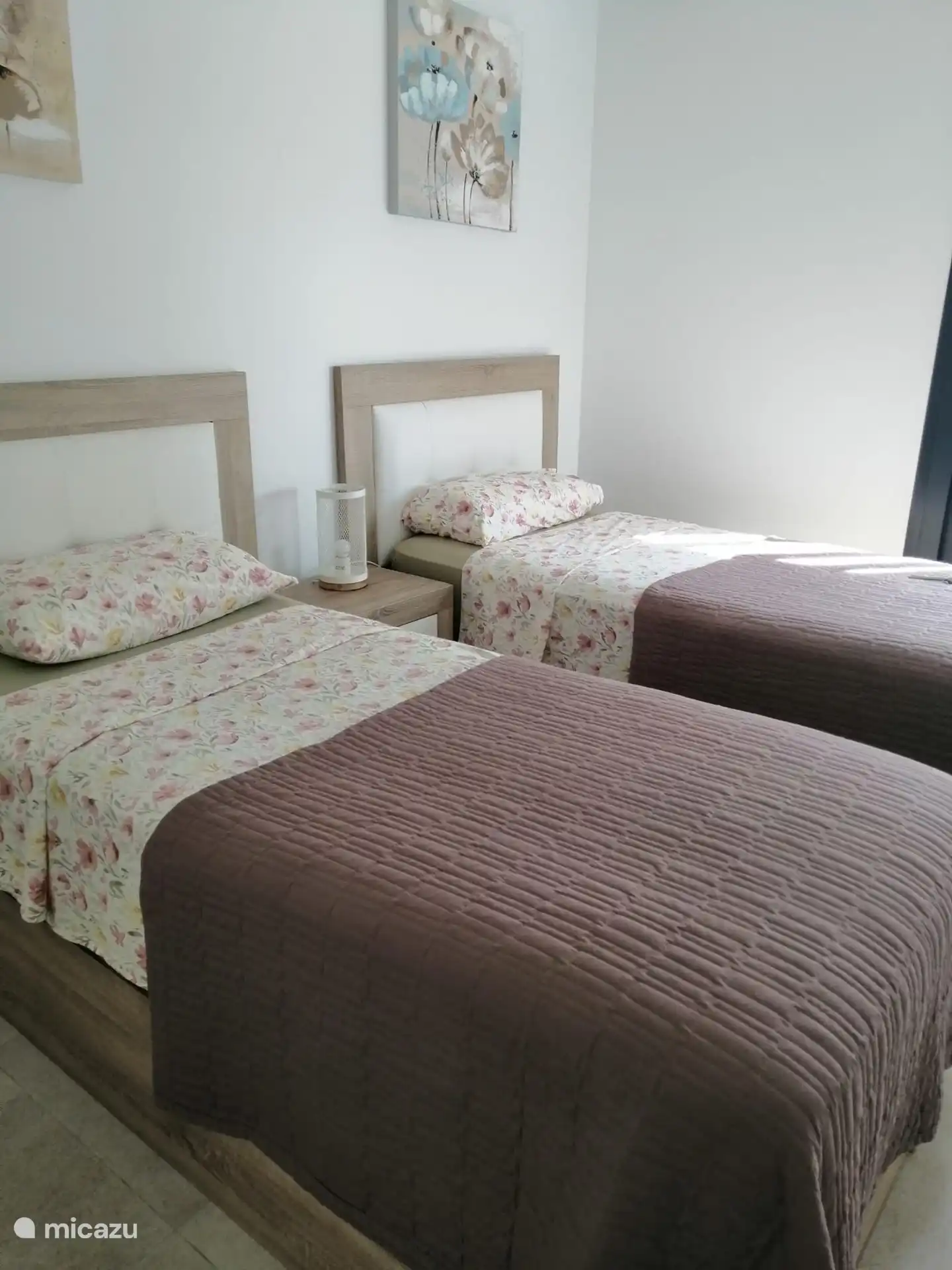 Chambre avec 2 lits simples