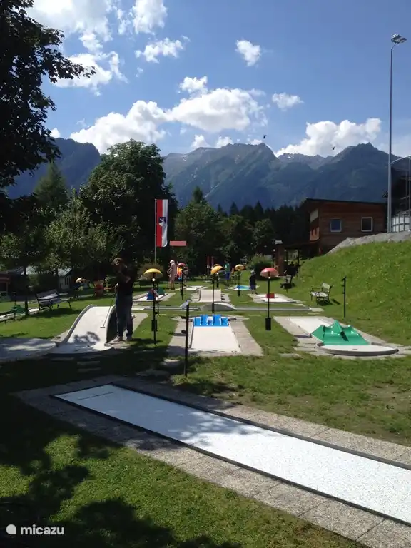 Minigolf zu Fuß erreichbar, kostenlos, im Sommer mit der Nationalpark Sommercard.