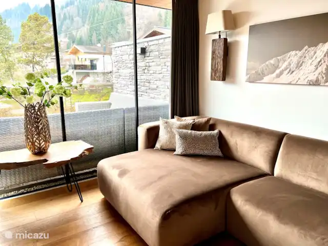 Résidence Neukirchen | Autriche, Salzburgerland, Neukirchen am Grossvenediger - appartement Canapé de salon de luxe