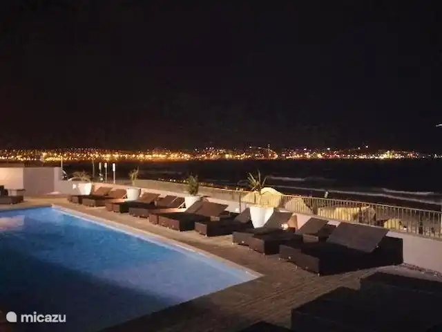 Location de Vacances Afrique du Sud, Le Cap (Cap occidental), Le Cap, appartement - Plage du lagon, Le Cap Le Cap la nuit.