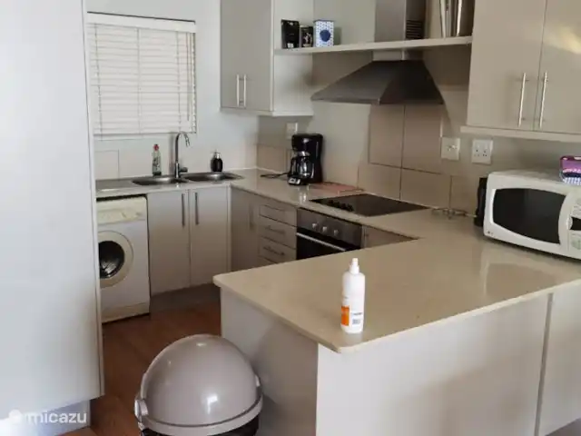 Location de Vacances Afrique du Sud, Le Cap (Cap occidental), Le Cap, appartement - Plage du lagon, Le Cap Cuisine entièrement aménagée et équipée