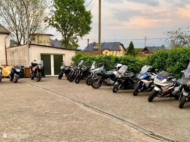 Ferienhaus Salm huren in Duitsland, Eifel, Salm - vakantiehuis Voldoende parkeergelegenheid achter ons huis