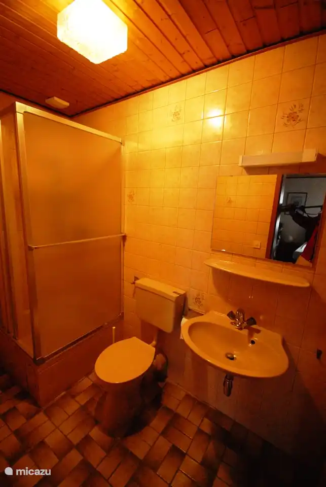 Badezimmer von Zimmer 12