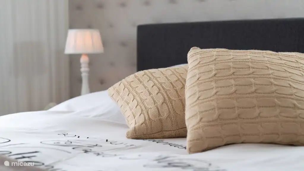 C&#225;lido y esponjoso.