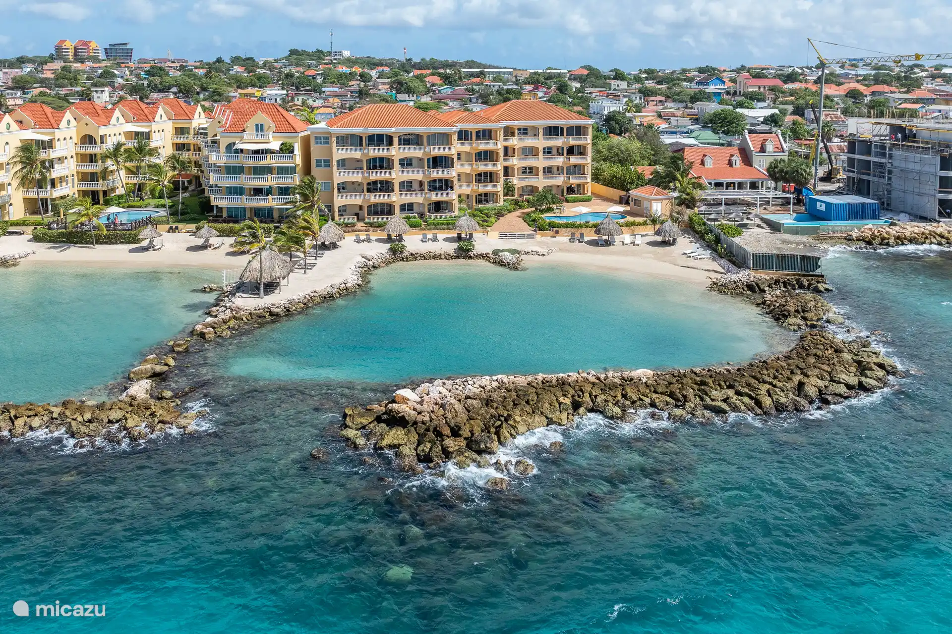 Dies ist ein sicherer Komplex, damit Sie sich sicher und wohl fühlen.