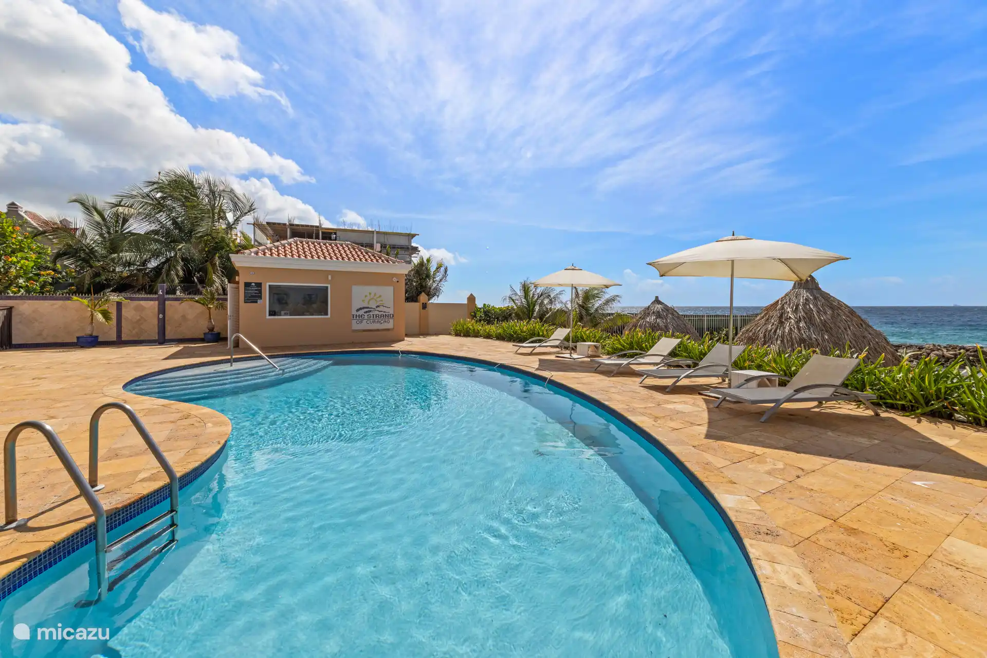 Entspannen Sie sich in der Sonne oder im Schatten.