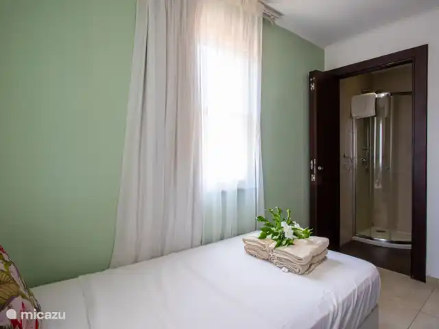 Le brin | 5 pers. appartement | Curaçao, Curaçao-Centre, Willemstad - appartement Chambre d'amis pour une personne avec salle de bain privée.