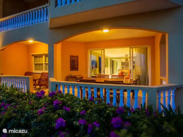 Le brin | 5 pers. appartement | Curaçao, Curaçao-Centre, Willemstad - appartement Porche au coucher du soleil