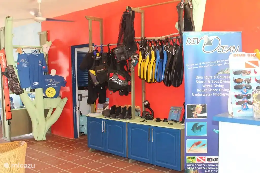 dive shop on resort