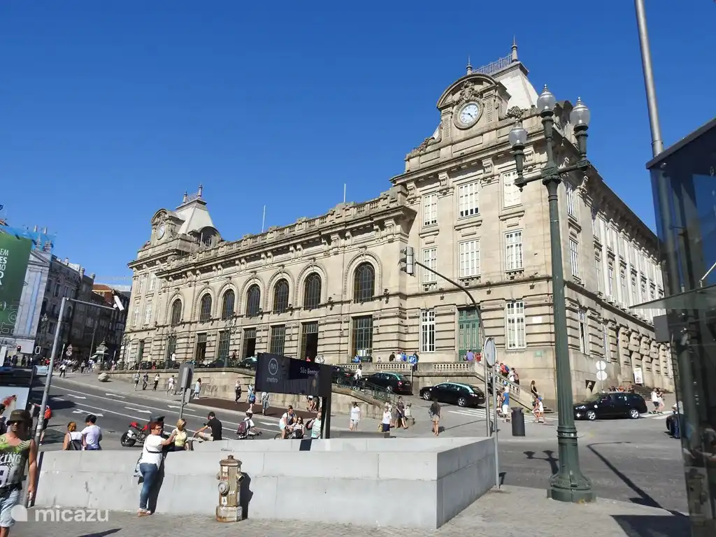 Sao Bento Hauptbahnhof. 5 Minuten von der Wohnung entfernt.