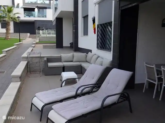 appartement huren in Spanje, Costa Blanca, Torrevieja – Casa Los Altos Lounge terras
