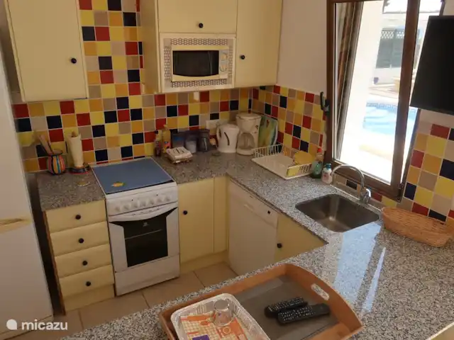 Location de Vacances Espagne, Costa Blanca, Jalón, villa - Maison Solvino Cuisine en bas