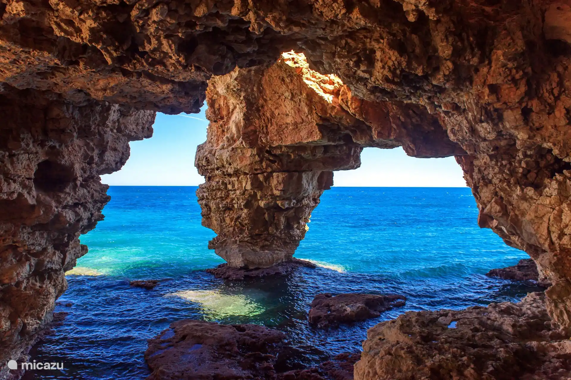 beautiful beaches with trips to Altea and Javea 