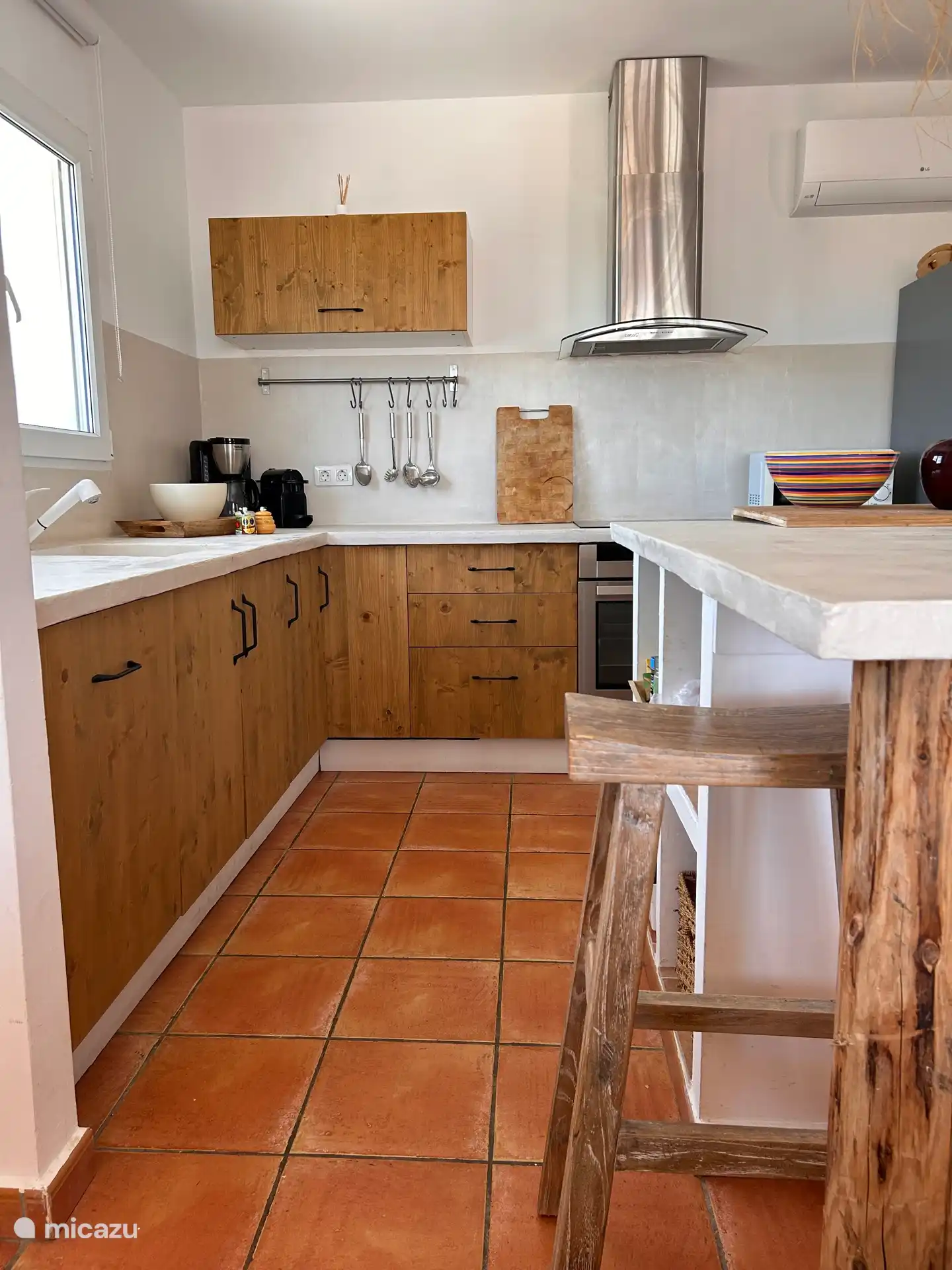 Fully equipped kitchen
