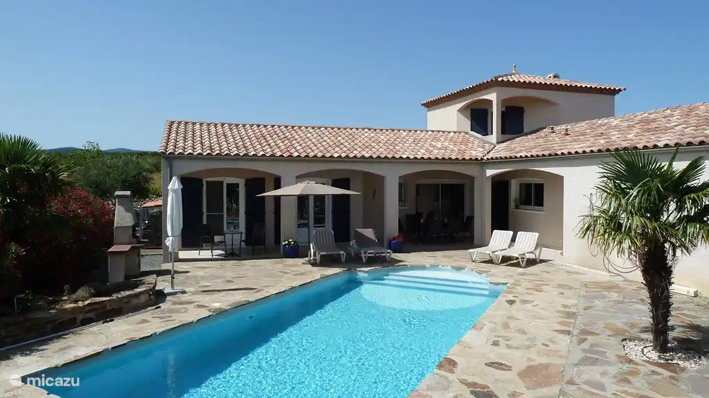 Intimité, France, Hérault, Assignan, villa Pierradore ****