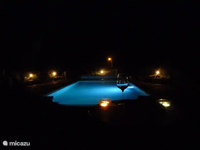 Location de Vacances France, Hérault, Assignan, villa - Pierradore **** Merveilleuses soirées douces à la piscine