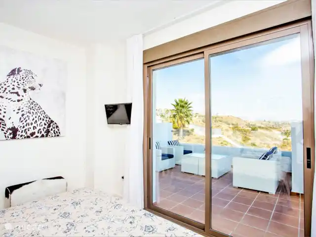 La Catherine | Espagne, Costa del Sol, La Cala de Mijas - appartement La chambre-1 a 2 portes vers la grande terrasse