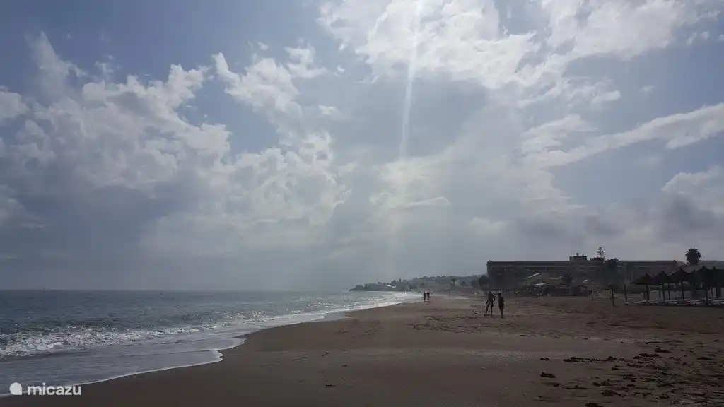 Coucher de soleil sur la plage de La Cala de Mijas