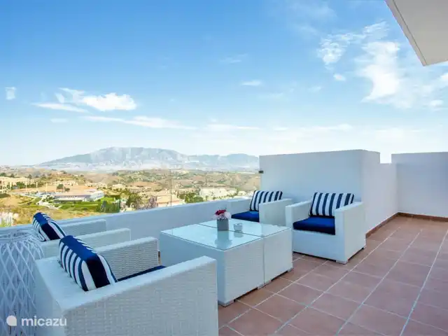 La Catherine | Espagne, Costa del Sol, La Cala de Mijas - appartement un autre coin salon sur la terrasse principale