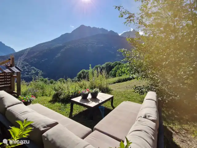 Location de Vacances France, Isère, Vaujany, maison de vacances - Chalet Amuse Vue depuis le jardin