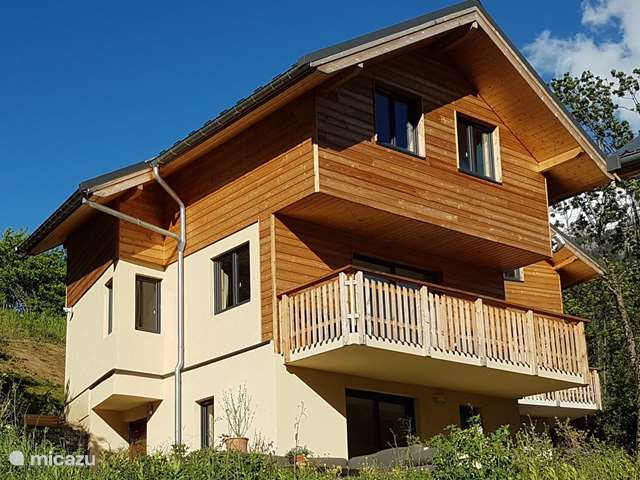 Holiday home in France, Rhône-Alpes – holiday house Chalet Amuse