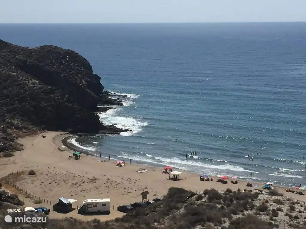 Besuchen Sie die schönsten Buchten in der Umgebung ... schnorcheln, tauchen, sonnen und genießen Sie die Ruhe und das Meer.