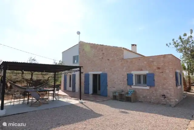 Parte trasera de Casa MF