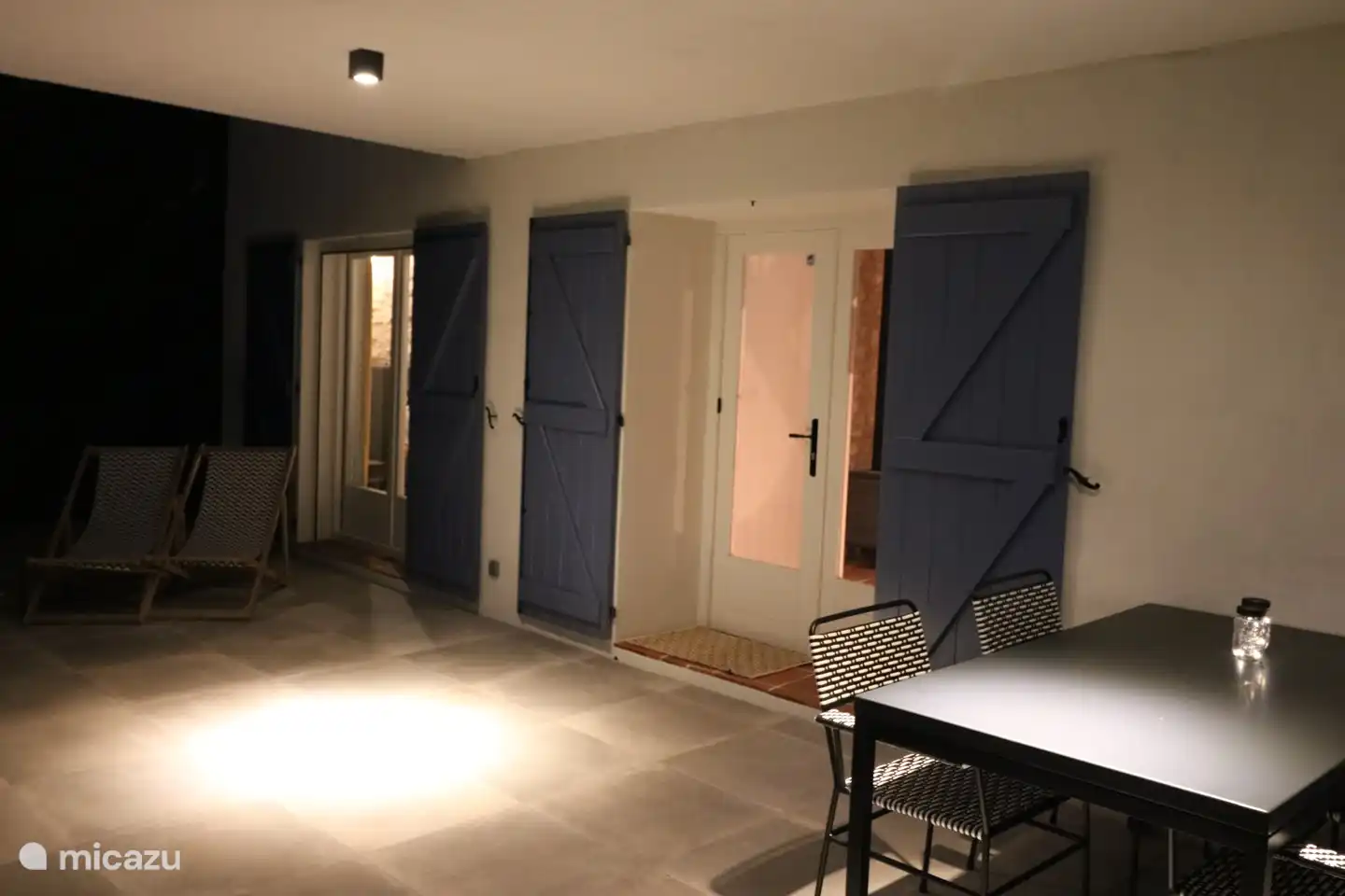 Terraza al atardecer