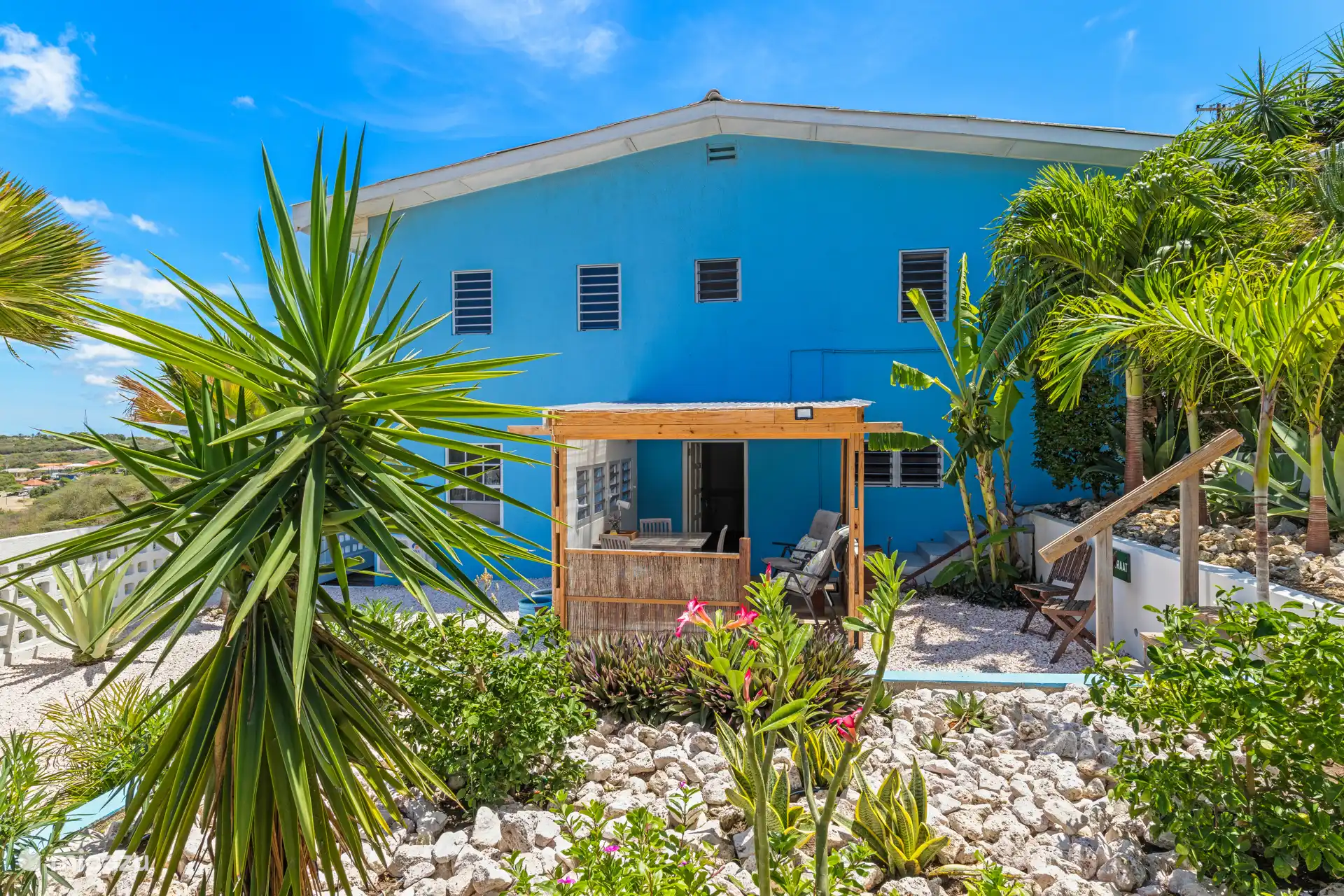 Hermoso jardín tropical