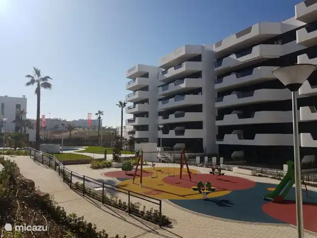 Que Vida! - ático en España, Costa Blanca, Los Arenales del Sol - penthouse Zona de juegos para los más pequeños