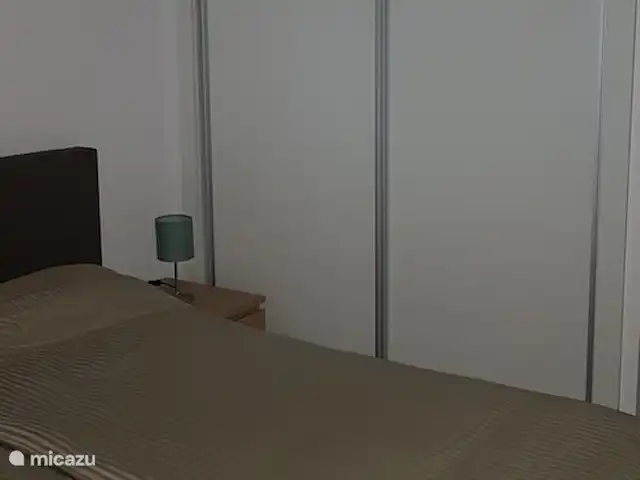 Que Vida! - ático en España, Costa Blanca, Los Arenales del Sol - penthouse dormitorio 1 /
1 somier de 1,80 x 2,00, con topper viscoelástico NASA