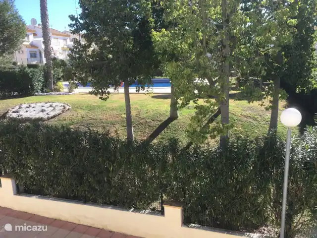 casa vacacional en España, Costa Blanca, Orihuela Costa – Casa Ooms internet fibra optica gratis Vista de la piscina desde la azotea.