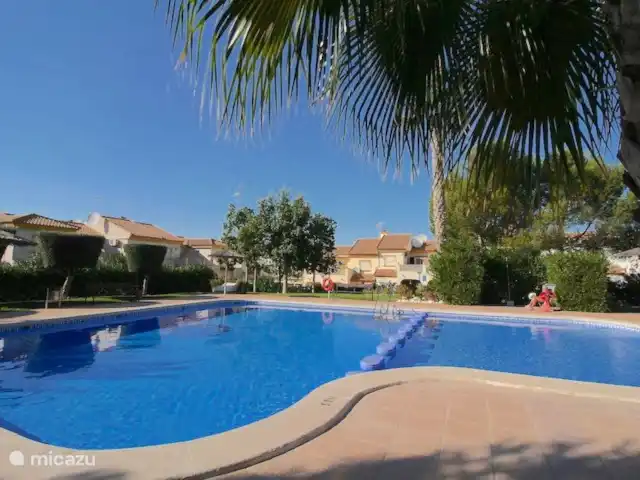 casa vacacional en España, Costa Blanca, Orihuela Costa – Casa Ooms internet fibra optica gratis Piscina comunitaria.
