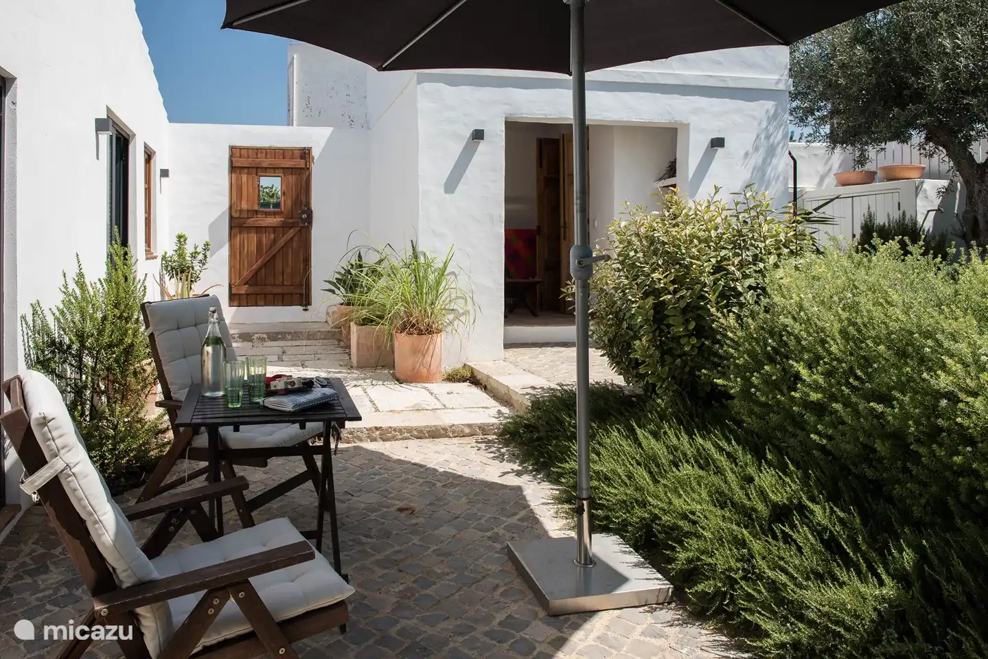 Terrasse sur le toit




Terrasse sur le côté