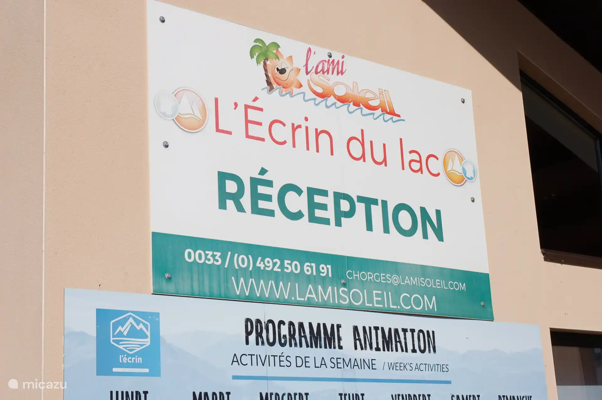 receptie gehele jaar en animatie in de zomermaanden