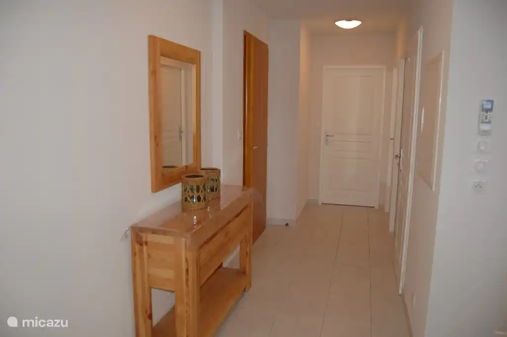 der Eingang mit der dritten Toilette