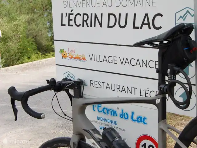 l'Ecrin du Lac sur le lac de Serre-Ponçon | France, Hautes-Alpes, Chorges - appartement