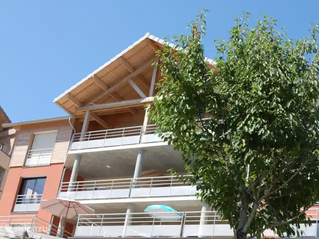 l'Ecrin du Lac sur le lac de Serre-Ponçon | France, Hautes-Alpes, Chorges - appartement Appartement avec grand balcon
