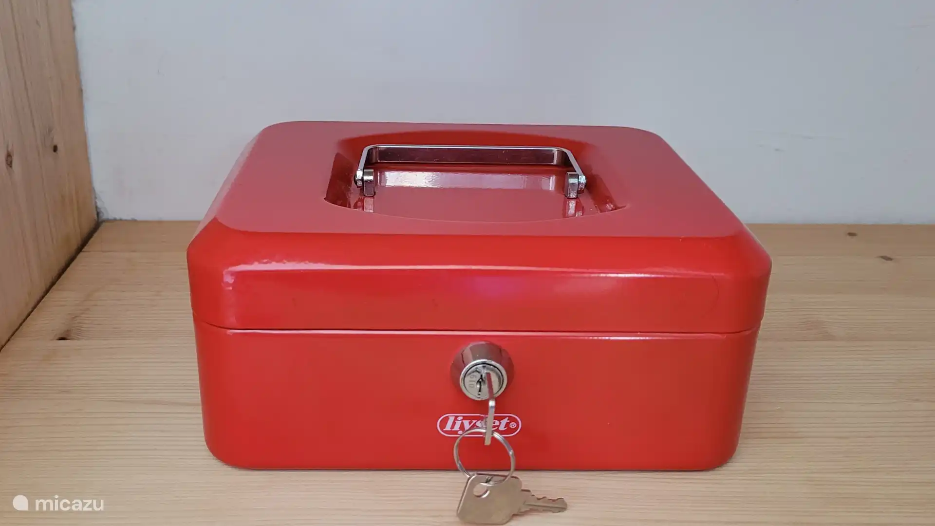 Aufbewahrungsbox im Schlafzimmer