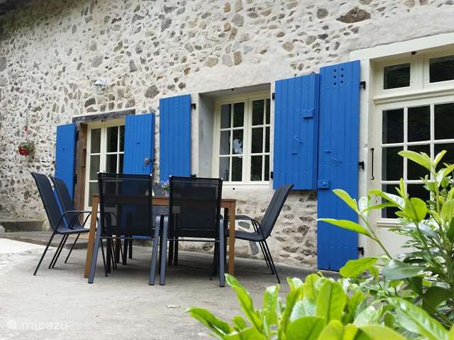 Holiday home in France, Charente, Écuras -  gîte / cottage Gite Merlot