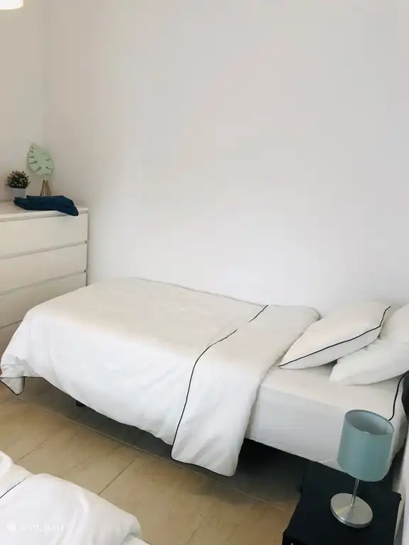 2 x een persoonsbedden