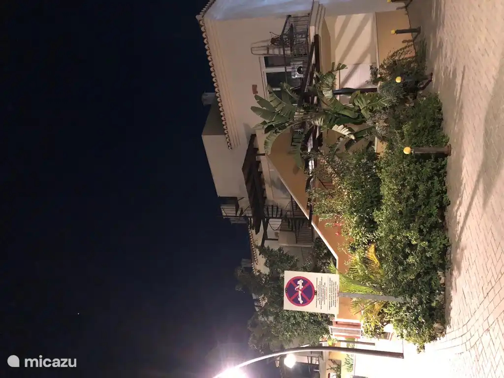 Blick von der Seite Balkon