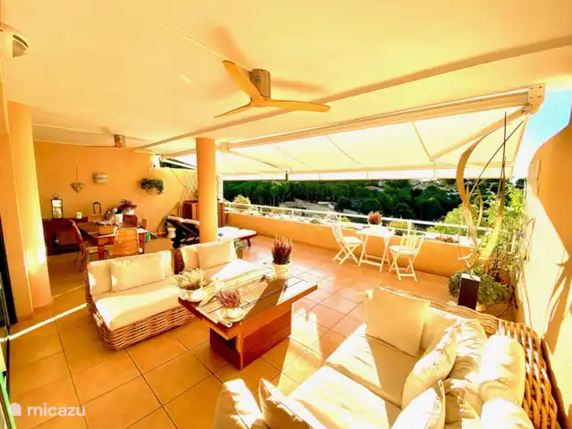 Emplacement de choix avec trois chambres | Espagne, Costa Blanca, Altea - appartement Balcon/terrasse privé et ensoleillé exposé sud avec vue