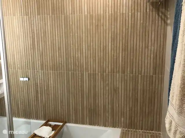 Emplacement de choix avec trois chambres | Espagne, Costa Blanca, Altea - appartement Appartement Altea En Suite Salle de bains avec baignoire