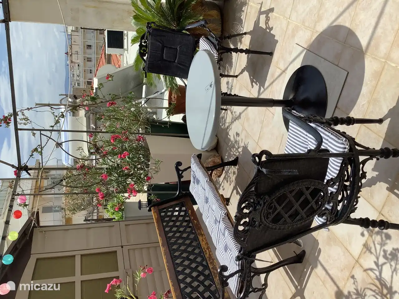 Het dakterras met de zithoek