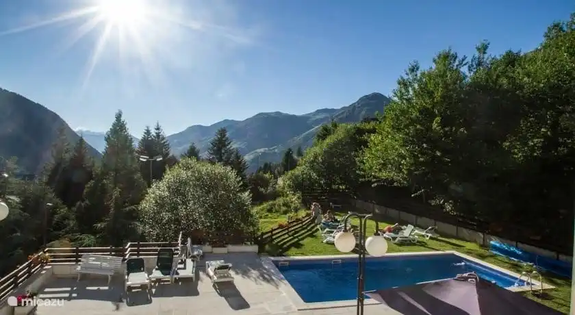 Baquera 2 en España, Pirineos españoles , Alto Aran - apartamento