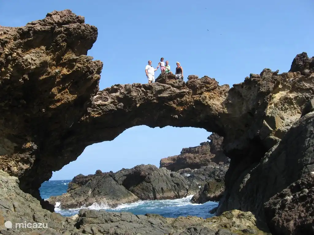 le pont naturel de Seroe Colorado